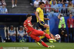 英雄联盟总决赛门票-瑞典险胜英格兰，范戴克刷新纪录