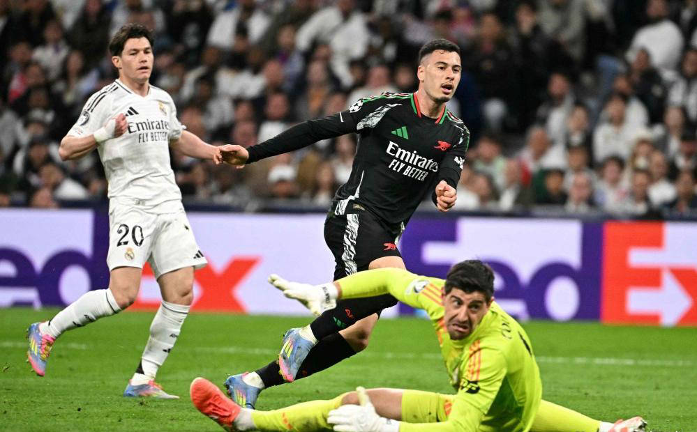 关于皇马遭遇三连败，欧冠卫冕梦碎的信息