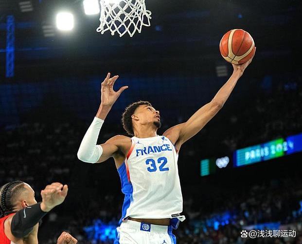 法国篮球联赛揭幕战全力以赴备战 法国篮球联赛揭幕战全力以赴备战