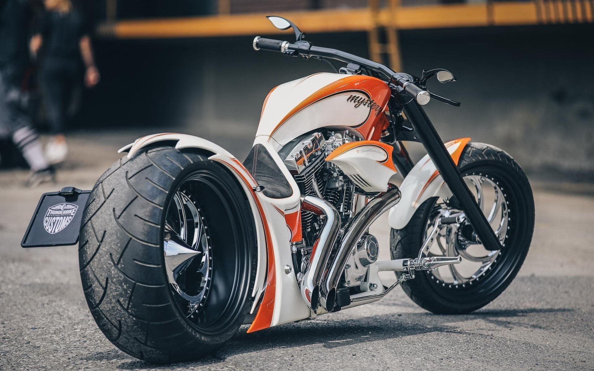 基米希的魔法时刻，伊朗足球压制几内亚，关键先生改写战局