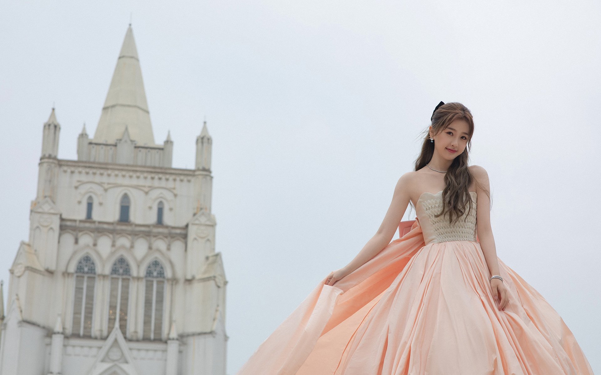 霜刃映西决，保罗双十宴，快船斩落开拓者背后的无声博弈