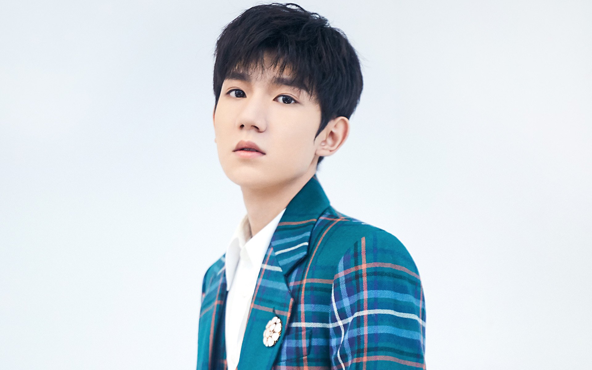 天山脚下铁血志,明尼苏达寒冰锋,当新疆队血拼森林狼,恩比德如何成为跨越疆域的关键先生